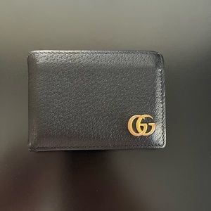 GG Marmont leather bi-fold wallet